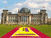 geplantes Fotomotiv: Banner vor Reichstag